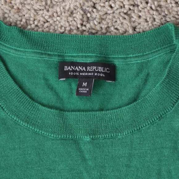 Banana Republic Green Crew Neck Lightweight Sweater - Picture 3 of 9